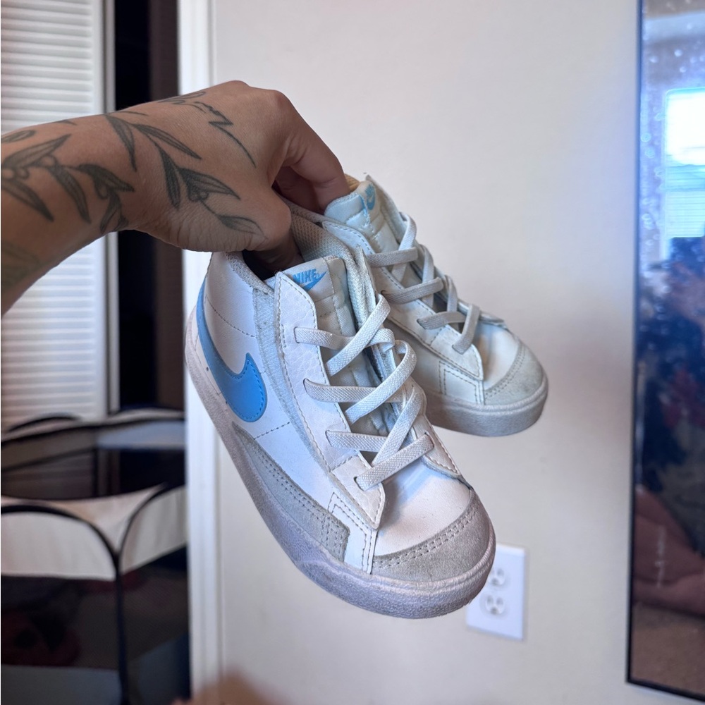 Nike Kids White Sneakers with Light Blue Swoosh
